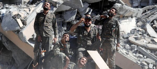 ورود ارتش سوریه به شهر رقه ورود ارتش سوریه به شهر رقه - اسپوتنیک ایران