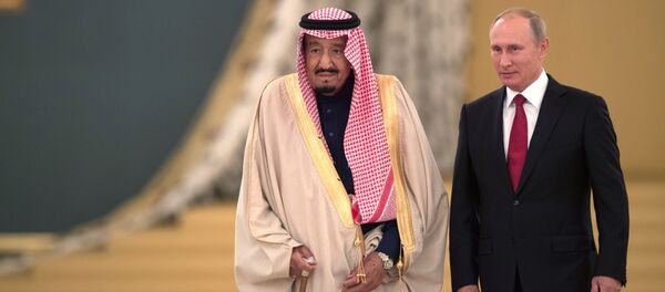 پوتین و پادشاه عربستان سعودی درباره واکسن روسیه علیه کرونا گفتگو کردند پوتین و پادشاه عربستان سعودی درباره واکسن روسیه علیه کرونا گفتگو کردند - اسپوتنیک ایران