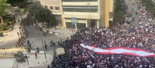 تظاهرات در لبنان - اسپوتنیک ایران  