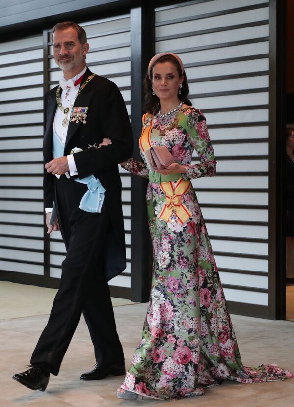 شاه اسپانیا فلیپ ششم و همسرش در مراسم تاج گذاری امپراتور ژاپن - اسپوتنیک ایران  
