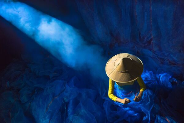 #Blue2019 عکسی از عکاس میانماری آونگ در مسابقه عکاسی بهترین عکس های جهانی - اسپوتنیک ایران  