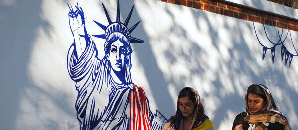 مقداری واقع بین باشیم بار بودجه مقاومتی بر دوش مردم است - اسپوتنیک ایران  