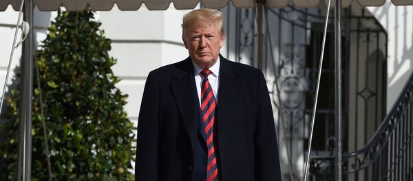 اعلام تمدید تحریم های یکساله آمریکا علیه ایران
اعلام تمدید تحریم های یکساله آمریکا علیه ایران
- اسپوتنیک ایران