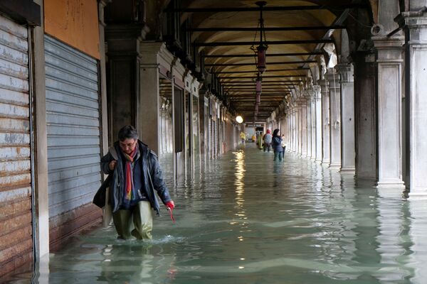  سطح آب در ونیز به 187 سانتی متر رسیده است و این بسیار خطرناک است - اسپوتنیک ایران  