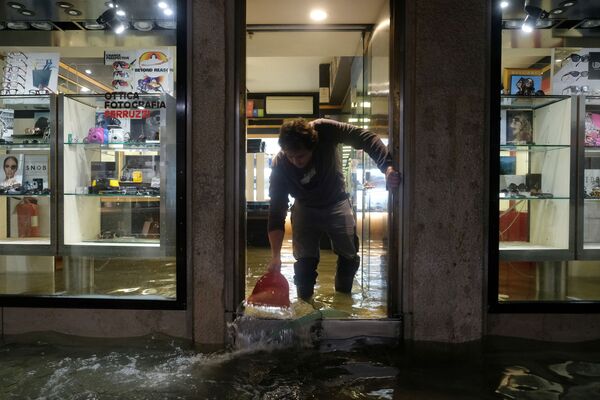  سطح آب در ونیز به 187 سانتی متر رسیده است و این بسیار خطرناک است - اسپوتنیک ایران  