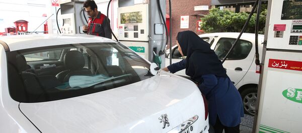 گرانی بنزین در ایران به نفع چه کسی است؟ +عکس گرانی بنزین در ایران به نفع چه کسی است؟ +عکس - اسپوتنیک ایران