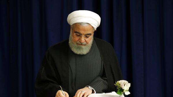 طعنه حسن روحانی به مجلس - اسپوتنیک ایران  