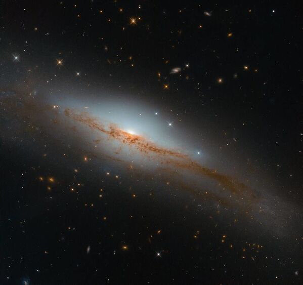 کهکشان با خط امتداد NGC 3749 - اسپوتنیک ایران  