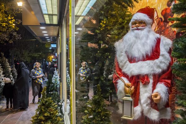 بازار کریسمس در تهران - اسپوتنیک ایران  