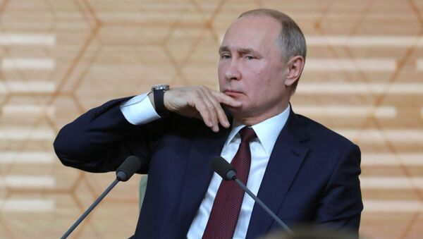 پوتین: روسیه قصد بستن اینترنت را ندارد - اسپوتنیک ایران  