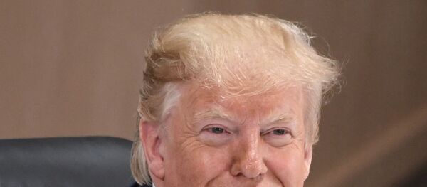 ترامپ نگران است که شیوع کرونا در پاییز مانع پیروزیش در انتخابات شود - اسپوتنیک ایران  