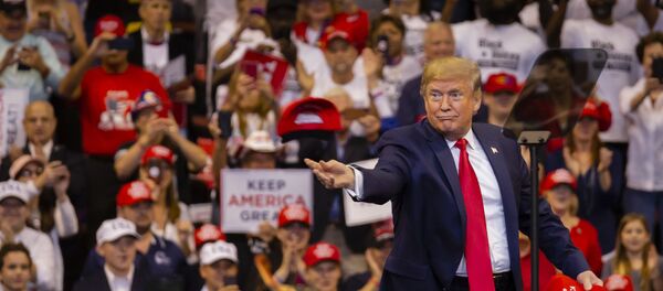 آمریکا اجازه نمی دهد ایران، روسیه و چین در انتخابات ریاست جمهوری دخالت کنند
آمریکا اجازه نمی دهد ایران، روسیه و چین در انتخابات ریاست جمهوری دخالت کنند
- اسپوتنیک ایران