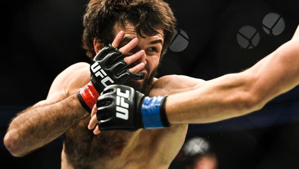 هم فامیل  نورماگمدوف برای اولین بار در UFC  شکست خورد - اسپوتنیک ایران  