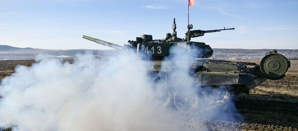 بی اثر بودن موشک ضد تانک در مقابل تانک تی-72+ویدیو بی اثر بودن موشک ضد تانک در مقابل تانک تی-72+ویدیو - اسپوتنیک ایران