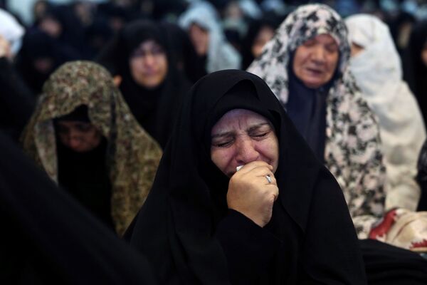 زنهای گریان - اسپوتنیک ایران  