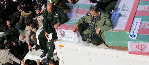 مراسم تشییع قاسم سلیمانی در ایران - اسپوتنیک ایران  