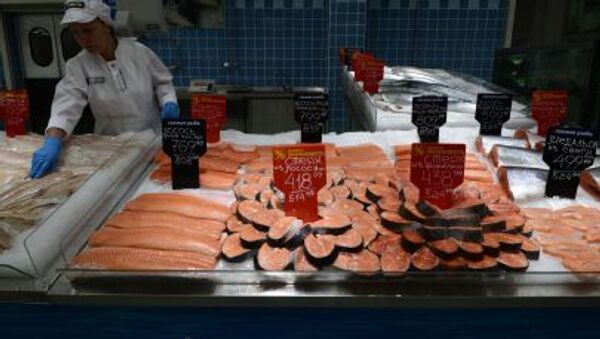 فروش ماهی در فروشگاه - اسپوتنیک ایران  
