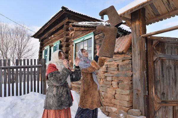مراسم زمستانی در قصبه قزاق‌نشین چلیابینسک روسیه. - اسپوتنیک ایران  
