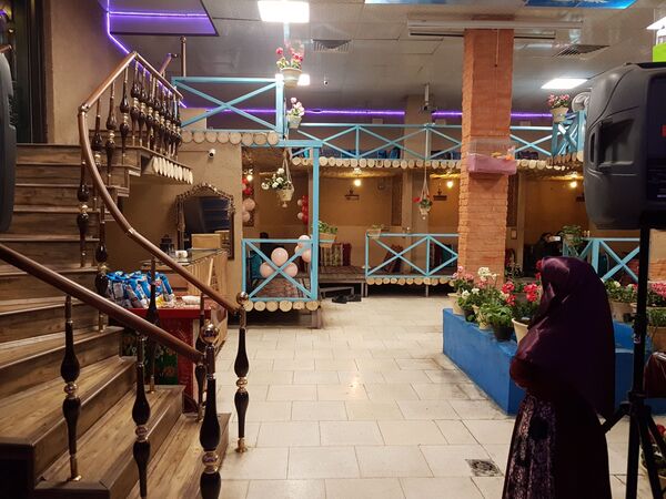 رستوران کوتاه‌قامتان بلند‌همت معروف به لی لی پوت تهران + تصاویر - اسپوتنیک ایران  