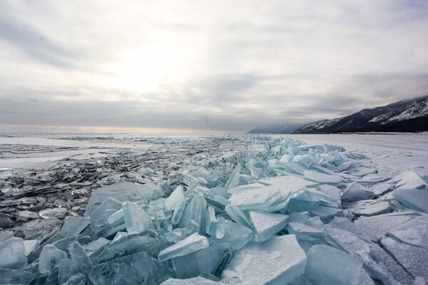 یخ در دریاچه بایکال  - اسپوتنیک ایران  