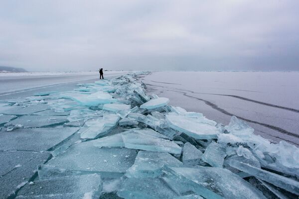 یخ در دریاچه بایکال  - اسپوتنیک ایران  