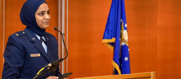 اجازه داشتن پوشش مذهبی به نظامیان آمریکا داده شد اجازه داشتن پوشش مذهبی به نظامیان آمریکا داده شد - اسپوتنیک ایران