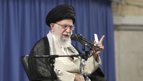 رهبر ایران: شهادت حاج قاسم سلیمانی یکی از آیات قدرت الهی است - اسپوتنیک ایران  