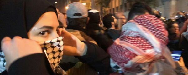 ارتش لبنان کنترل مرکز شهر بیروت را به دست گرفت ارتش لبنان کنترل مرکز شهر بیروت را به دست گرفت - اسپوتنیک ایران