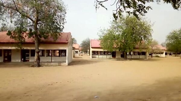 حمله مهاجمان ناشناس به یک مدرسه و ربودن دانش آموزان در نیجریه  - اسپوتنیک ایران  