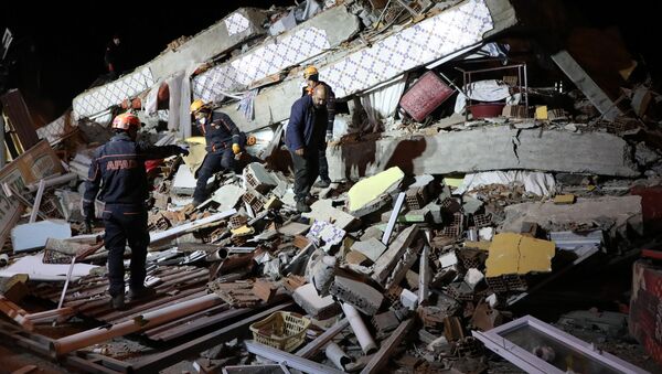 شمار قربانیان زلزله ترکیه به ۳۵ نفر رسید - اسپوتنیک ایران  