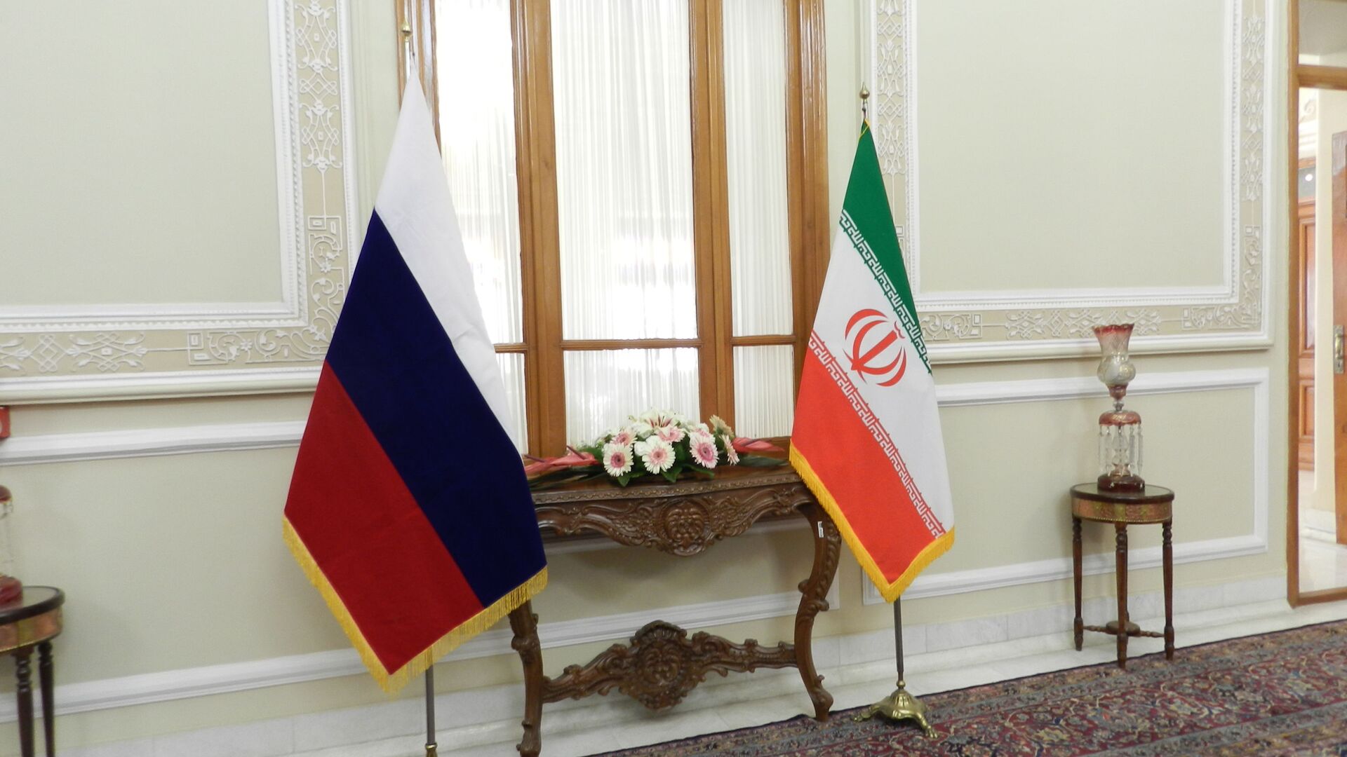 پرچم ایران و روسیه - اسپوتنیک ایران  , 1920, 06.10.2022