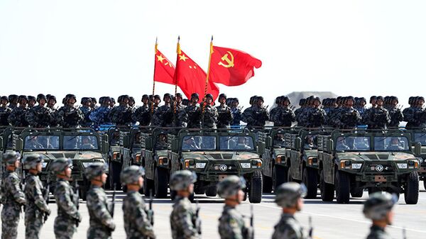 هشدار رئیس جمهور چین به آمریکا در لباس نظامی - اسپوتنیک ایران  