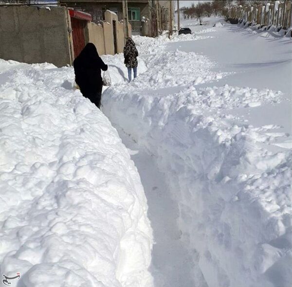 بارش سنگین برف در شهر خلخال - استان اردبیل - اسپوتنیک ایران  