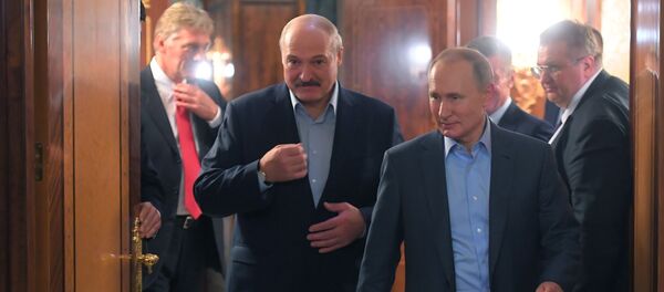 پوتین: مردم بلاروس خودشان باید اوضاع کشور را حل و فصل کنند
پوتین: مردم بلاروس خودشان باید اوضاع کشور را حل و فصل کنند
- اسپوتنیک ایران