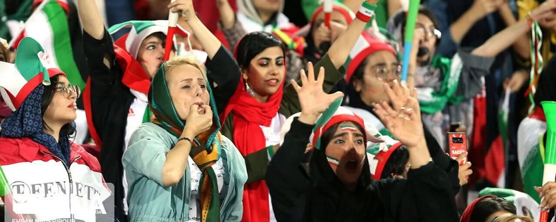 پافشاری فیفا برای حضور زنان در ورزشگاه های ایران - اسپوتنیک ایران  , 1920, 17.02.2020