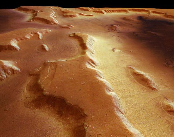 عکس گرفته شده توسط کاوشگراروپایی مارس اکسپرس در مریخ: یکی از یخچال های  مریخ که لایه گرد و غبار آنرا پوشانده است - اسپوتنیک ایران  