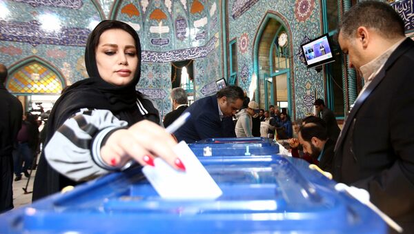وزیر کشور ایران، میزان مشارکت مردم در انتخابات را اعلام کرد - اسپوتنیک ایران  