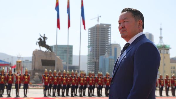 رئیس جمهور مغولستان پس از بازگشت از چین قرنطینه شد - اسپوتنیک ایران  
