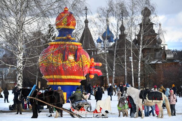 کارناوال زمستانی روسیه در سوزدال - اسپوتنیک ایران  