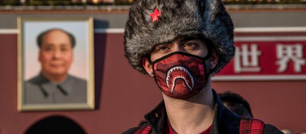 کارگردان چینی برای مقابله با کرونا در ایران ۲ میلیون دلار کمک کرد+عکس
کارگردان چینی برای مقابله با کرونا در ایران ۲ میلیون دلار کمک کرد+عکس
- اسپوتنیک ایران