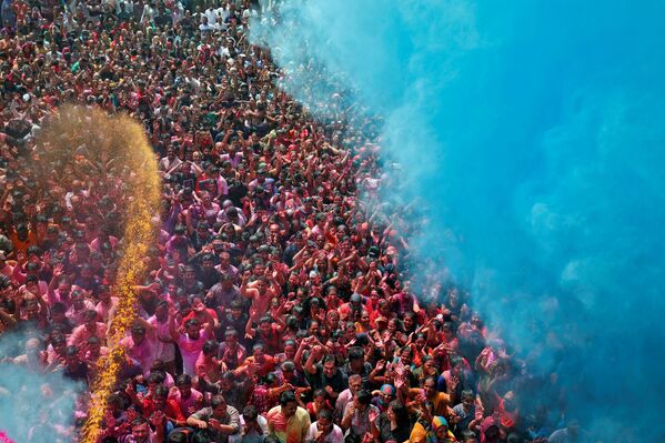 جشن هولی در احمدآباد هند - اسپوتنیک ایران  