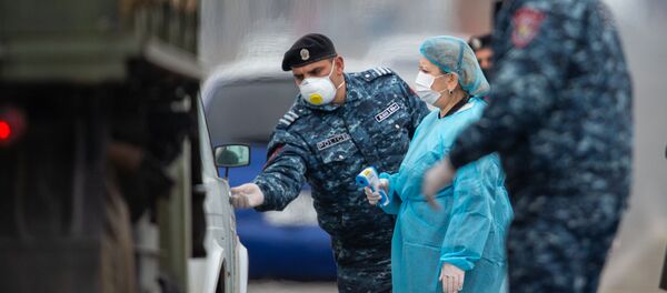 پلیس های مرزی در زمان شیوع کرونا باید به سر کار بروند پلیس های مرزی در زمان شیوع کرونا باید به سر کار بروند - اسپوتنیک ایران