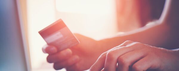 کرونا و رونق خریدهای اینترنتی در ایران - اسپوتنیک ایران  