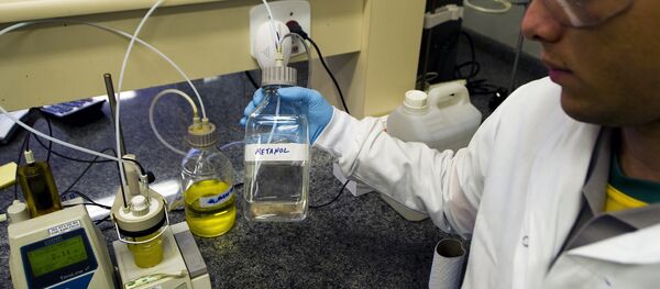 مسمومیت ۵۲۳ نفر در فارس بر اثر مصرف الکل مسمومیت ۵۲۳ نفر در فارس بر اثر مصرف الکل - اسپوتنیک ایران