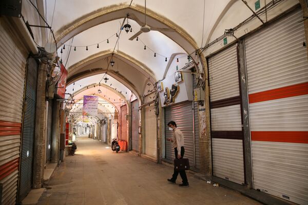 بازار بسته شده در شهر قم، ایران - اسپوتنیک ایران  