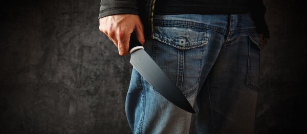 در ایران پدری سنگدل سر دختر 13 ساله خود را برید - اسپوتنیک ایران  