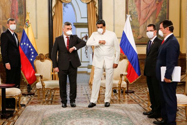 رئیس جمهور ونزوئلا و سفیر روسیه - اسپوتنیک ایران  
