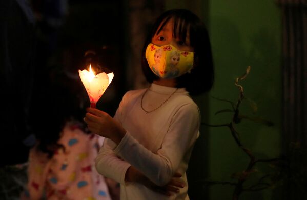 جشن عید پاک کاتولیک ها پشت درهای بسته 
ویتنام - اسپوتنیک ایران  