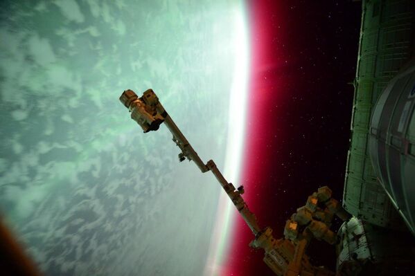 شفق قطبی از ایستگاه بین المللی فضایی - اسپوتنیک ایران  