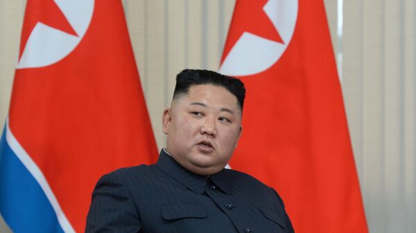 رهبر کره شمالی پوشیدن شلوار جین و تنگ را عامل سقوط دولت دانست - اسپوتنیک ایران  